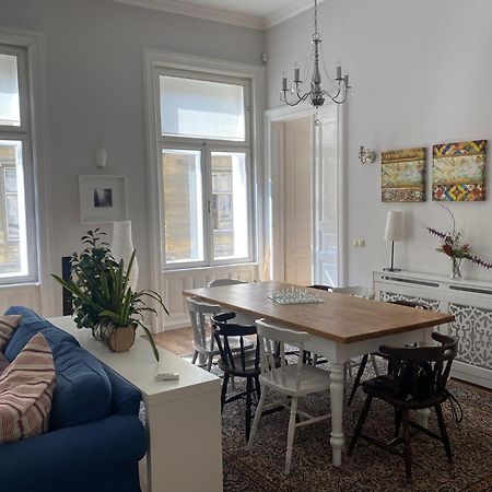 Urban Haven - 3 Beds, 3 Baths, Free Parking, Near Central Market Budapeszt Zewnętrze zdjęcie