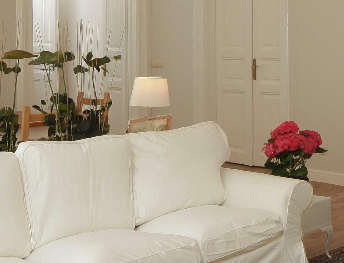 Urban Haven - 3 Beds, 3 Baths, Free Parking, Near Central Market Budapeszt Zewnętrze zdjęcie
