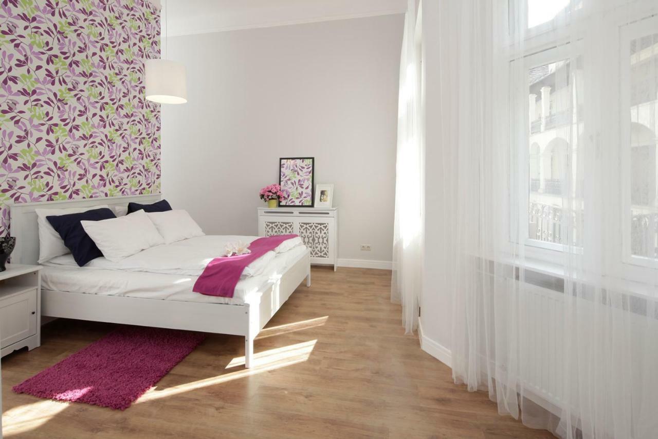 Urban Haven - 3 Beds, 3 Baths, Free Parking, Near Central Market Budapeszt Zewnętrze zdjęcie